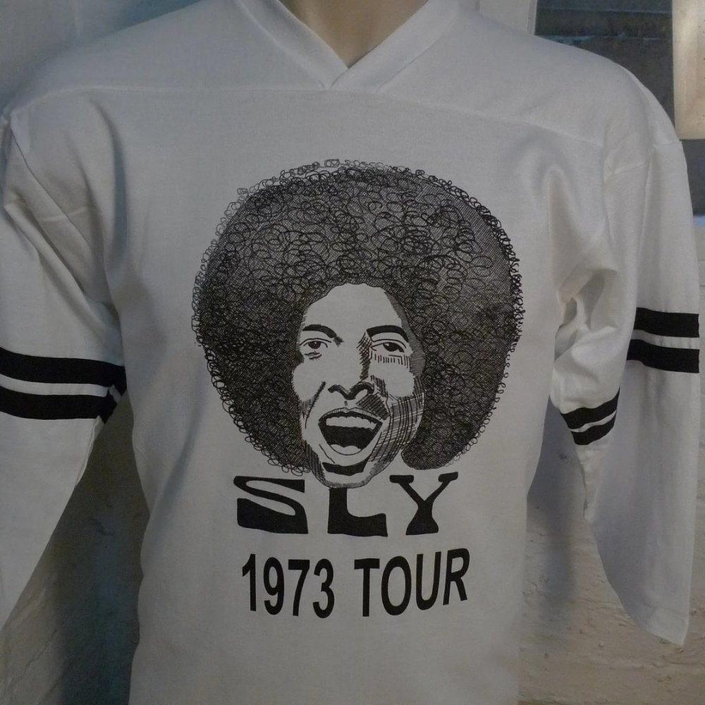 1973 Sly Stone Single Stitch Shirt (C) Licensed by Roach 1974 * Mens Med (42)